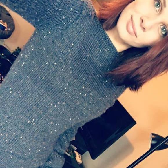 Meet your Posher, Clara - Picture 3 of 5